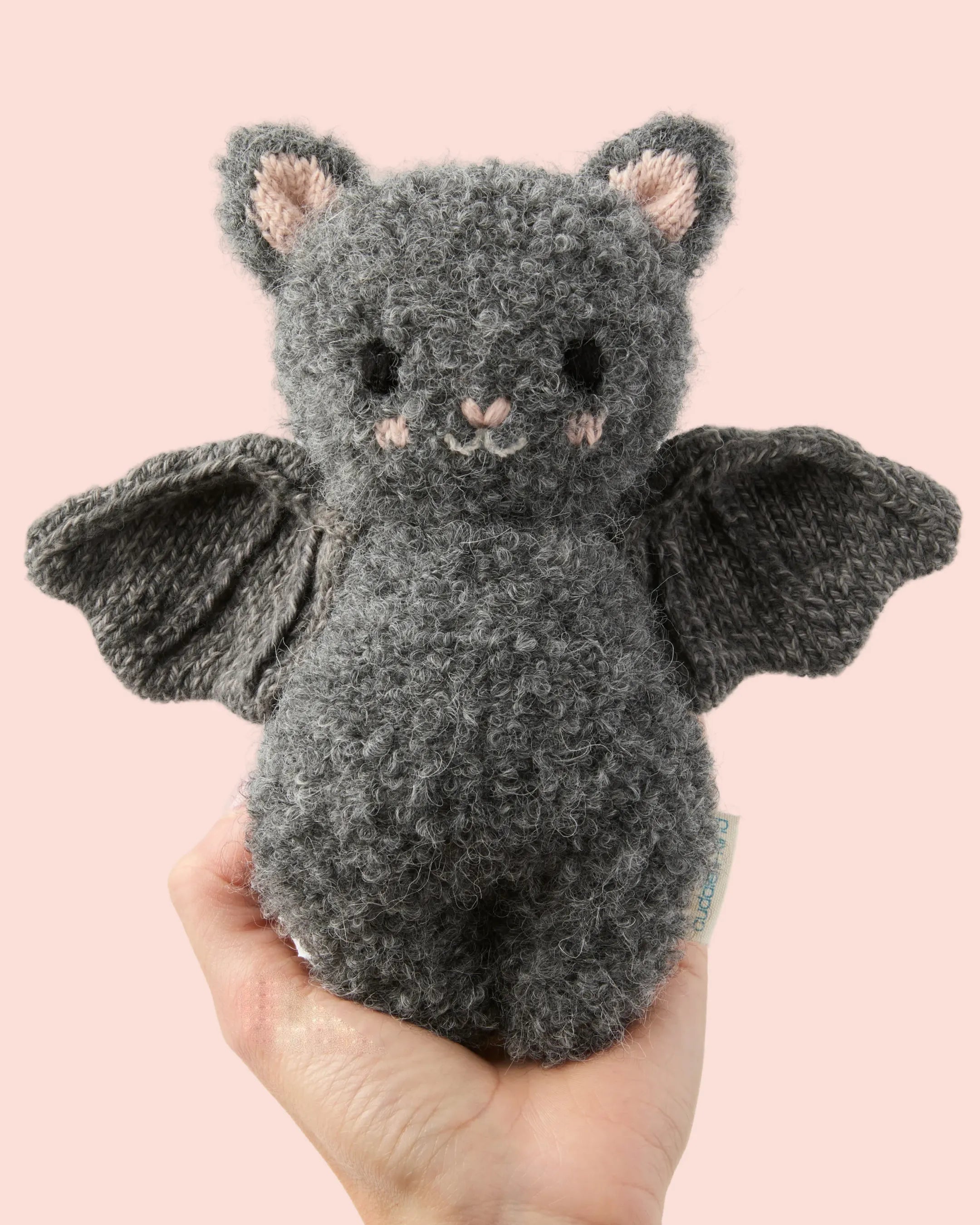 Baby bat (fuzzy charcoal)