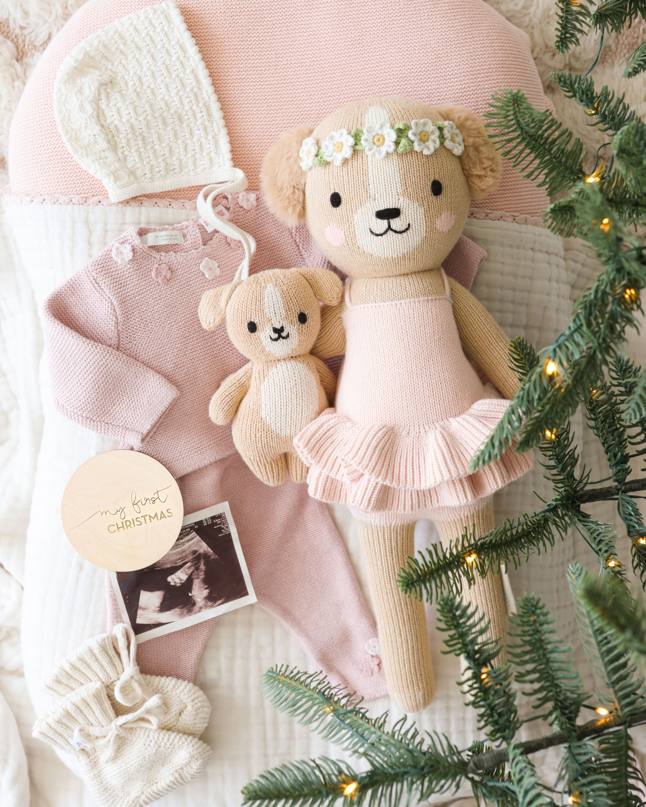 Evelyn the golden puppy (ballet pink)