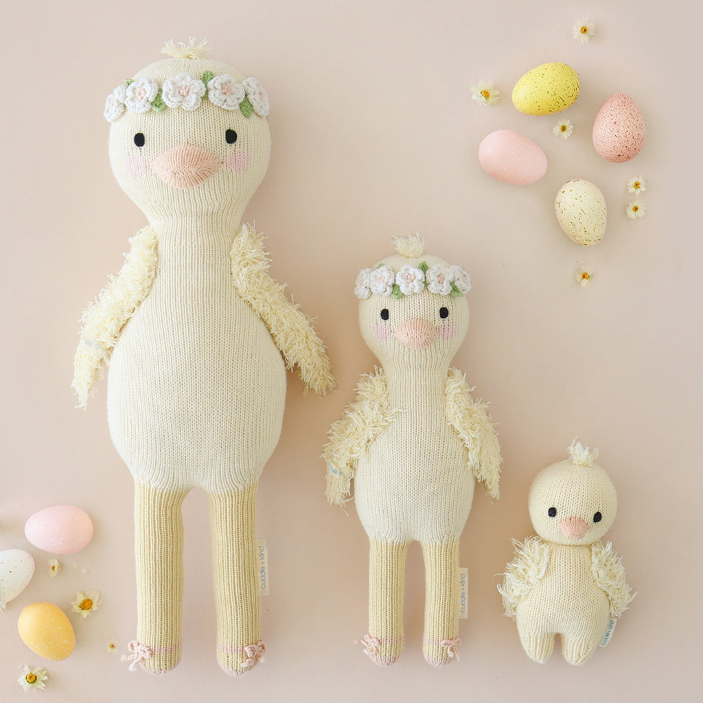 Flora the duckling (ivory)
