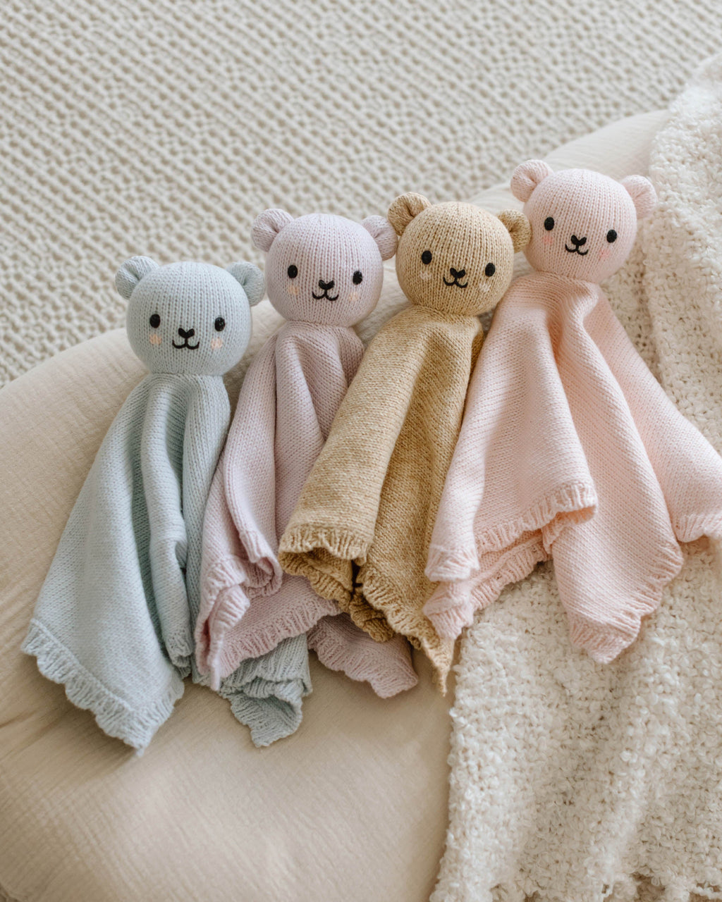 Baby bear lovey